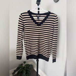 Gap Merino Wool V Neck Sweater